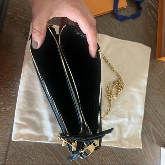 LV Authentic Double Zip Pochette! Purchased in Paris. - Picture 6 of 10